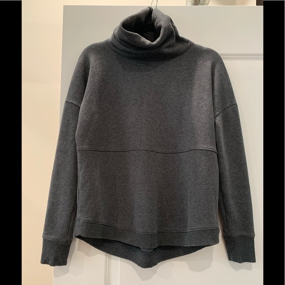 Athleta pullover - Picture 1 of 5